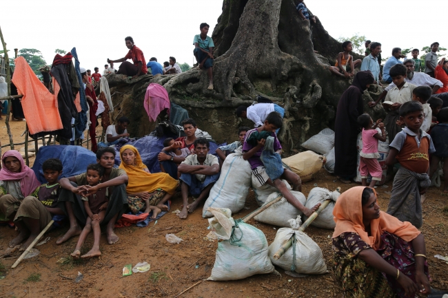 Arakanlı Müslümanlar, Bangladeş sınırına sığındı
