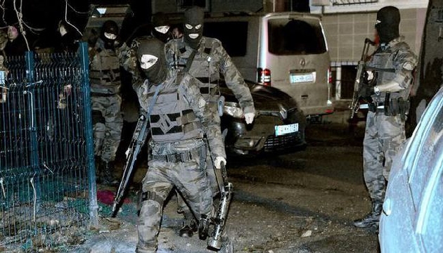 İstanbul da Terör Örgütüne  Şafak Operasyonu 