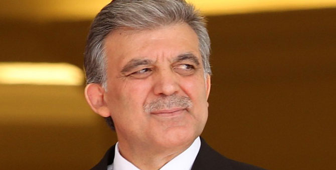 Abdullah Gül den  malvarlığını yurt dışına kaçırdı  iddialarına yanıt