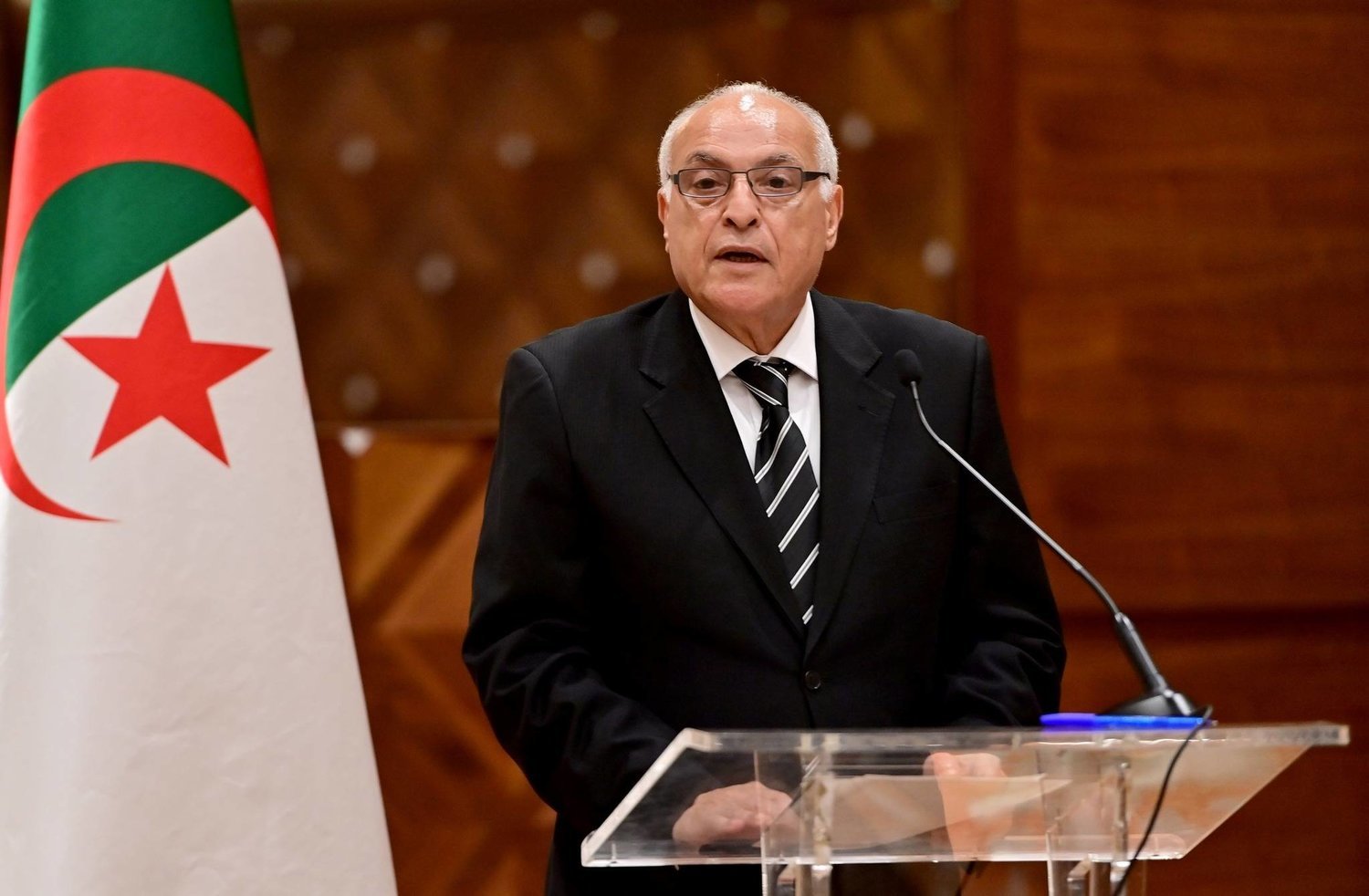 Cezayir: Filistin i BM ye tam üye devlet yapma zamanı geldi