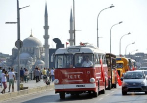 İstanbul da nostaljik otobüslerle gezi!