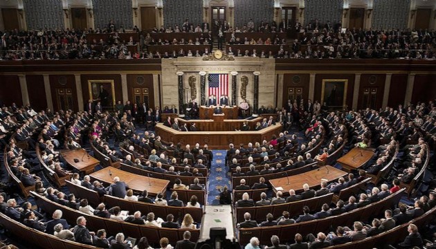 ABD Senatosu, istihbarata 'yetkisiz dinleme' imkanı veren tasarının uzatılmasını onayladı