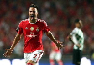 Gülen taraf Benfica oldu!