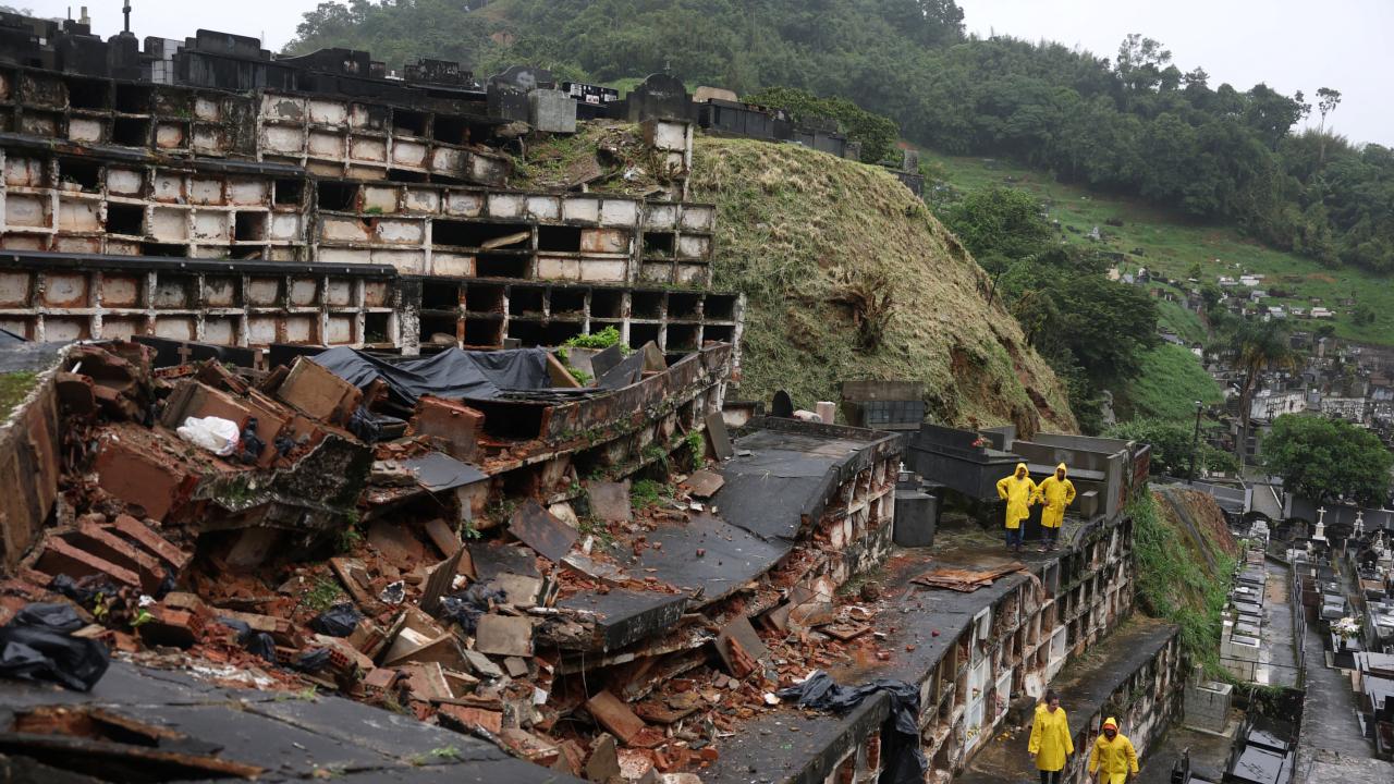 Brezilya da yağışlar toprak kaymalarına neden oldu: 12 ölü