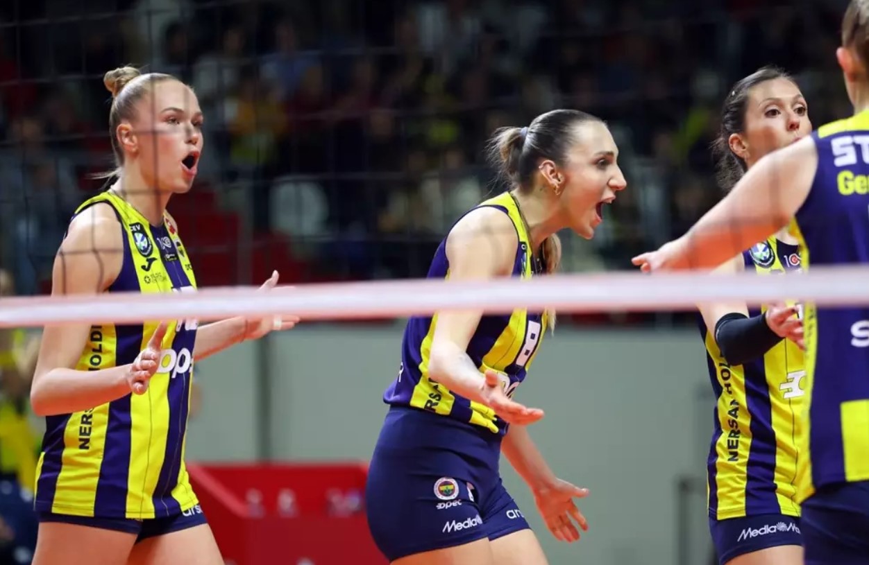 Fenerbahçe Opet, grubunu lider tamamladı
