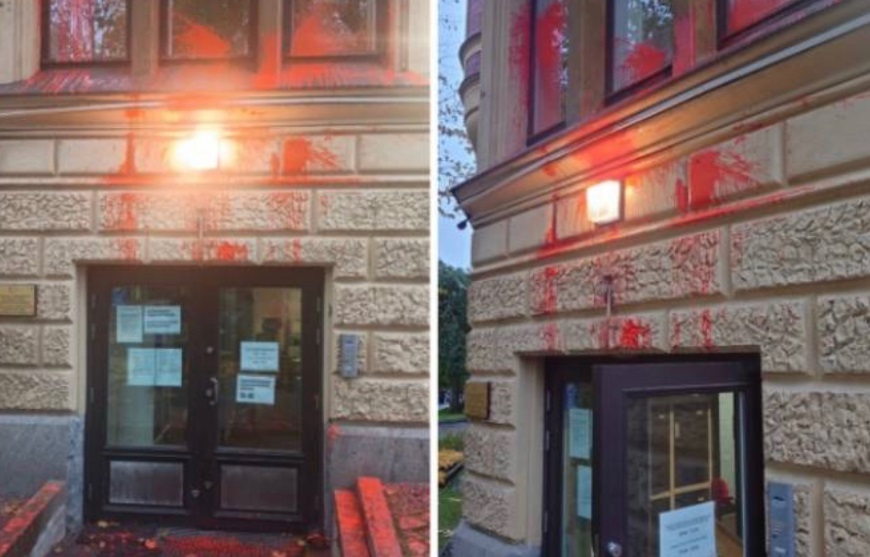 Türkiye nin Helsinki Büyükelçiliği ne saldırı