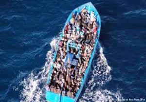 Libya da göçmen teknesi battı: 200 ölü