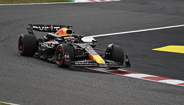 Formula 1 de Japonya da galip Verstappen