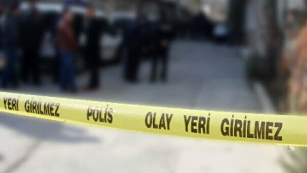 Beyoğlu Hükümet Konağı nda görevli polis memuru kendini vurdu