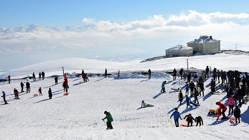 Nemrut ta kayak keyfi