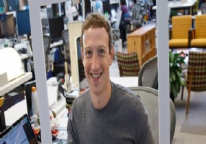 Mark Zuckerberg web kamerasını bantlıyor!