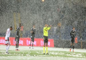 Mersin İdmanyurdu - Beşiktaş Ertelendi