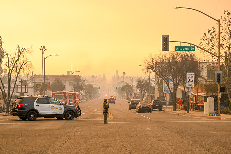 Los Angeles ta bazı bölgelerde sokağa çıkma yasağı uygulanacak