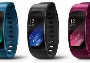 Samsung Gear Fit 2 ve Gear IconX geliyor!