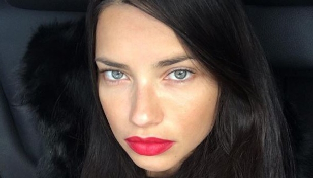 Adriana Lima Ankara ya kayıtsız kalamadı!