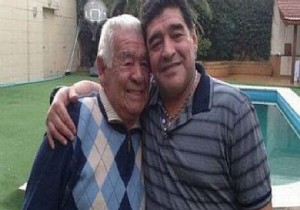 Maradona nın Acı Günü...87 Yaşındaki Babasını Kaybetti...