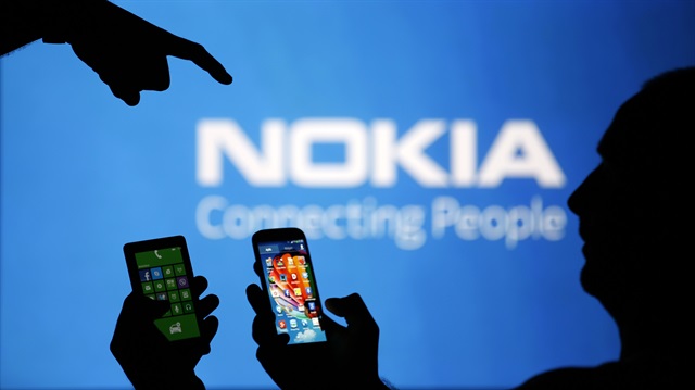 Microsoft, Nokia yı Foxconn a sattı!