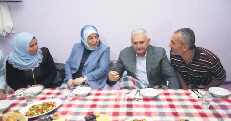 Yıldırım dan iftar sürprizi