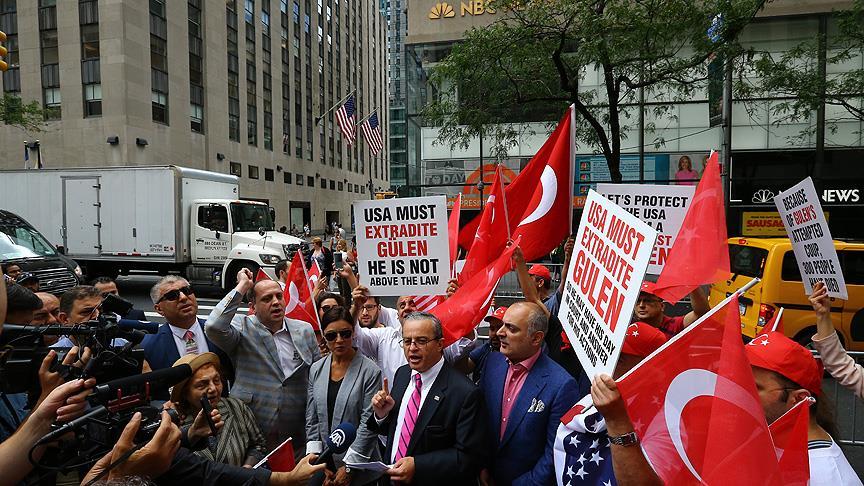 New York ta Türk Bayrakları!