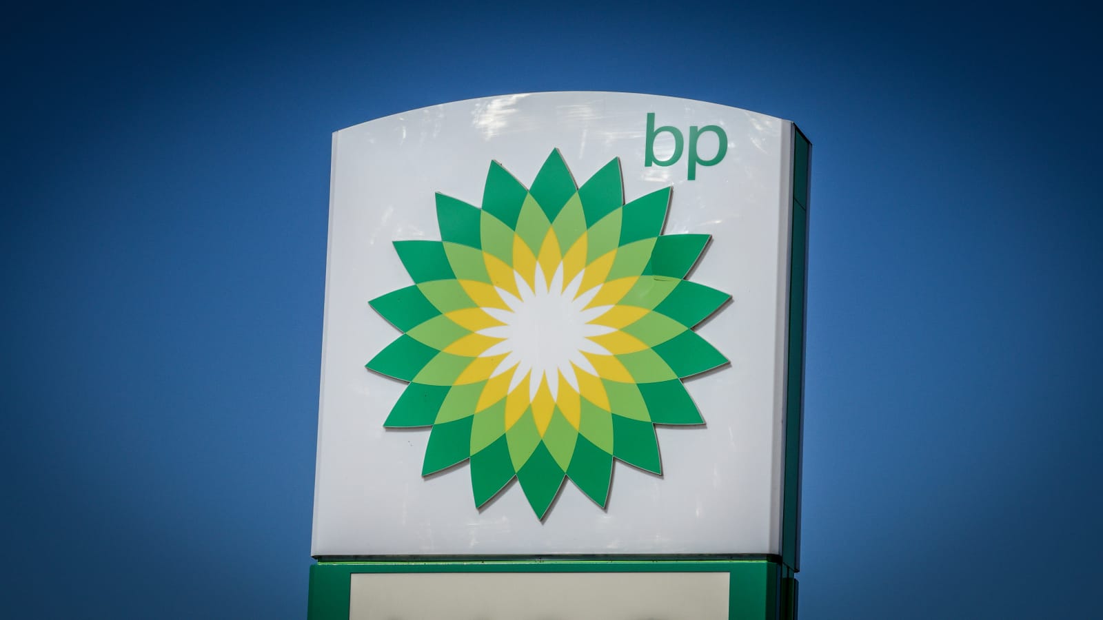 Petrol devi BP, Kızıldeniz’deki petrol sevkiyatlarını durdurduğunu açıkladı