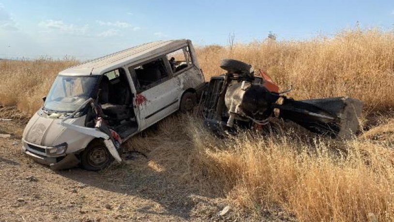 İşçileri taşıyan araç kaza yaptı: 1 ölü