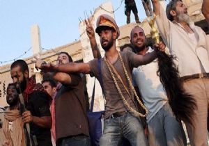 Libya da Ezber Bozan Protesto: