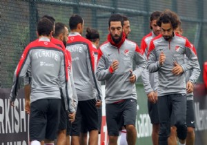 A Milli Futbol Takımı,  Çek  maçına hazırlanıyor!