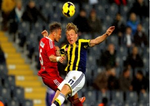 Fenerbahçe, Sivasspor engelini 4-1 le geçti!