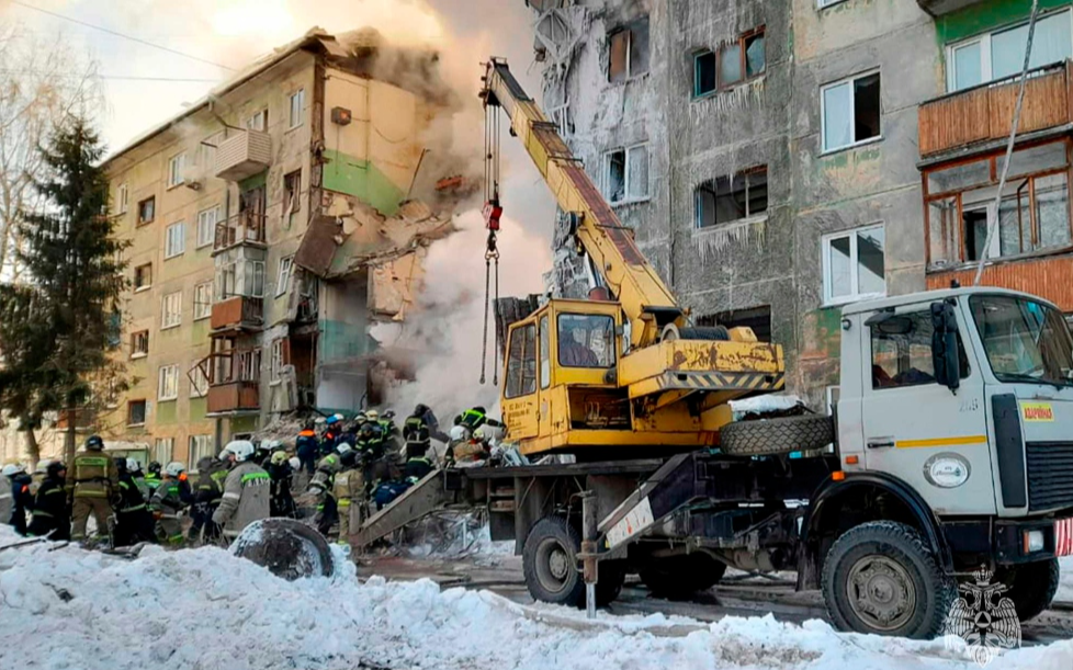 Novosibirsk te doğal gaz patladı: 7 ölü