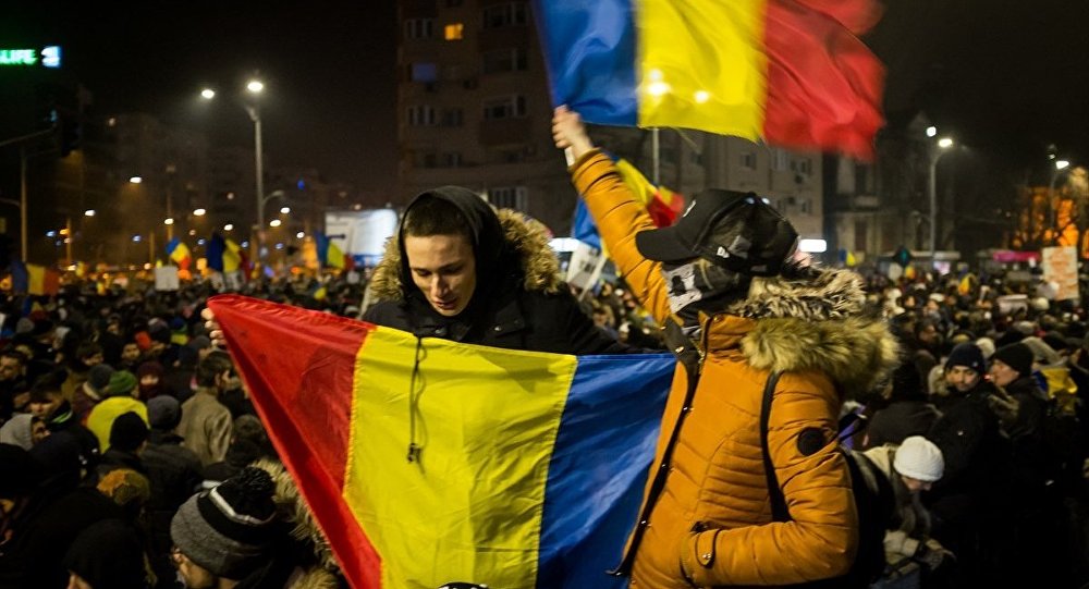 Romanya da protestolar korkutuyor