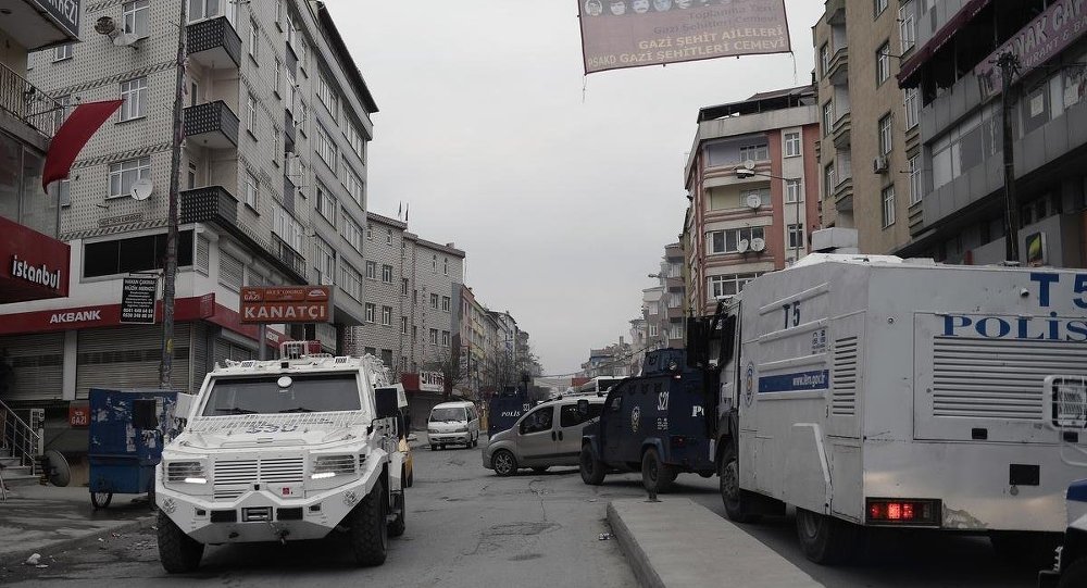 Gazi Mahallesi nde asayiş uygulaması