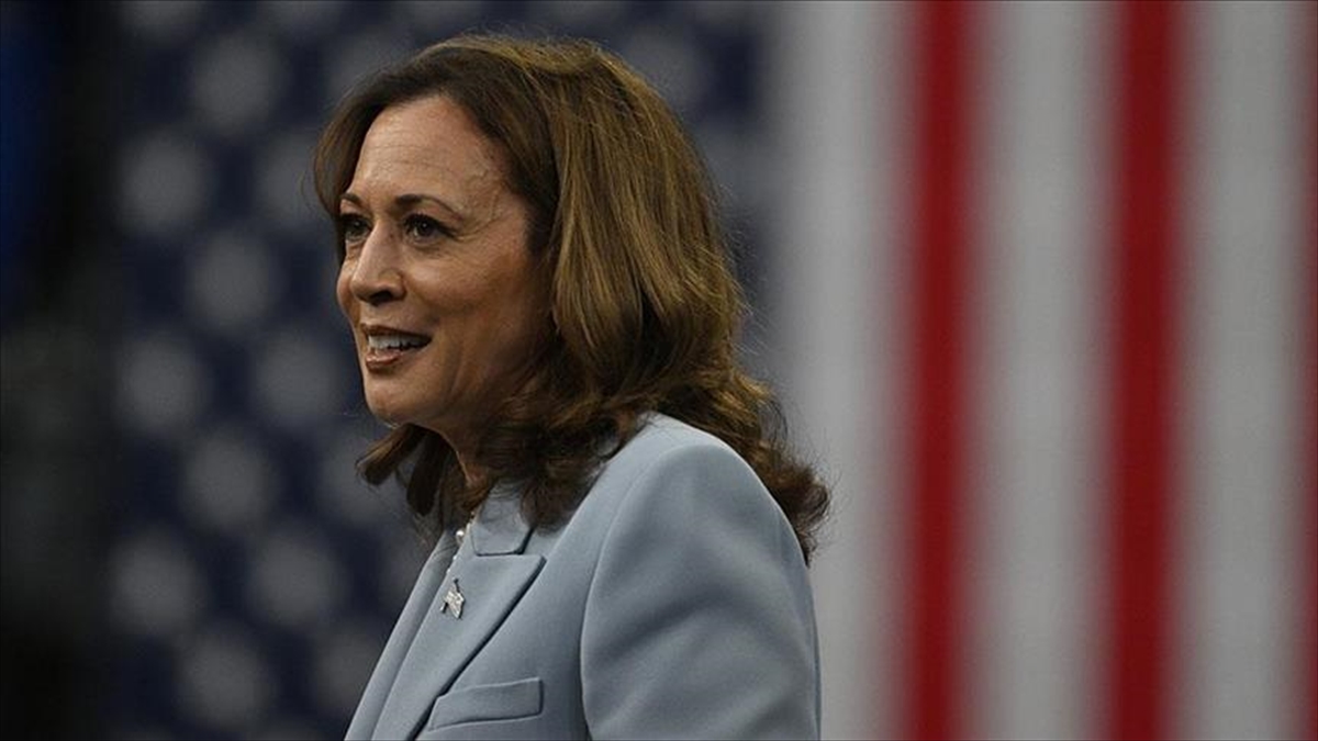 Kamala Harris aday olmak için yeterli oyu aldı