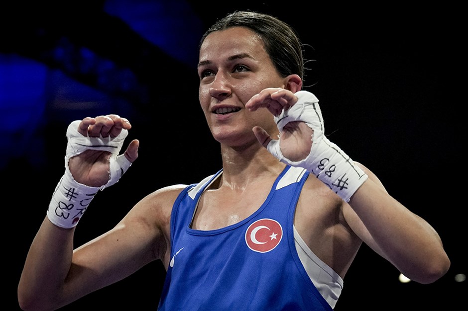 Hatice Akbaş Paris te yarı finalde