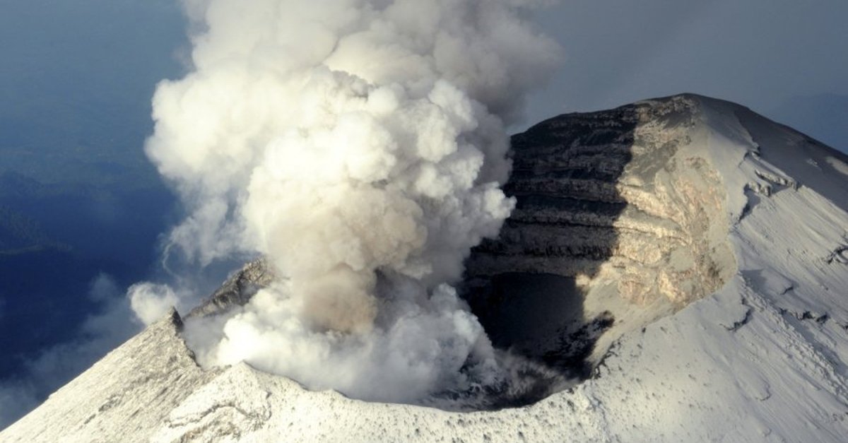 Popocatepetl Yanardağı’nda 3 yeni patlama