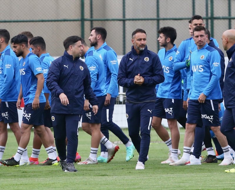 Fenerbahçe, Vitor Pereira yönetimindeki ilk çalışmasını yaptı