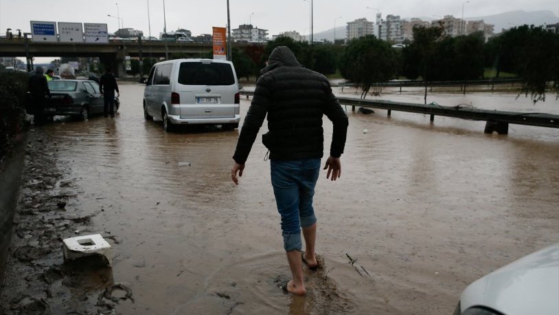 İzmir’de iki mahalle tahliye edilecek