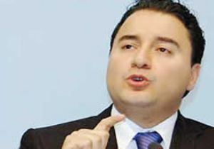 Babacan: Küresel Ekonomi Kaygı Veriyor