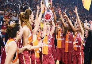 Galatasaray Odeabank Fenerbahçe^ye fark atarak şampiyon oldu!