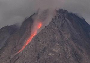 Calbuco Yanardağı uykusundan uyandı!