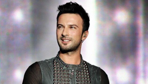 Ve Tarkan Evleniyor...