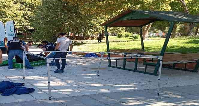 Bir uzman çavuş parkta ölü bulundu