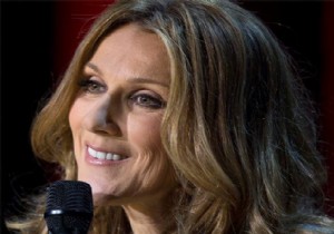 Celine Dion sahnelere ara verdi