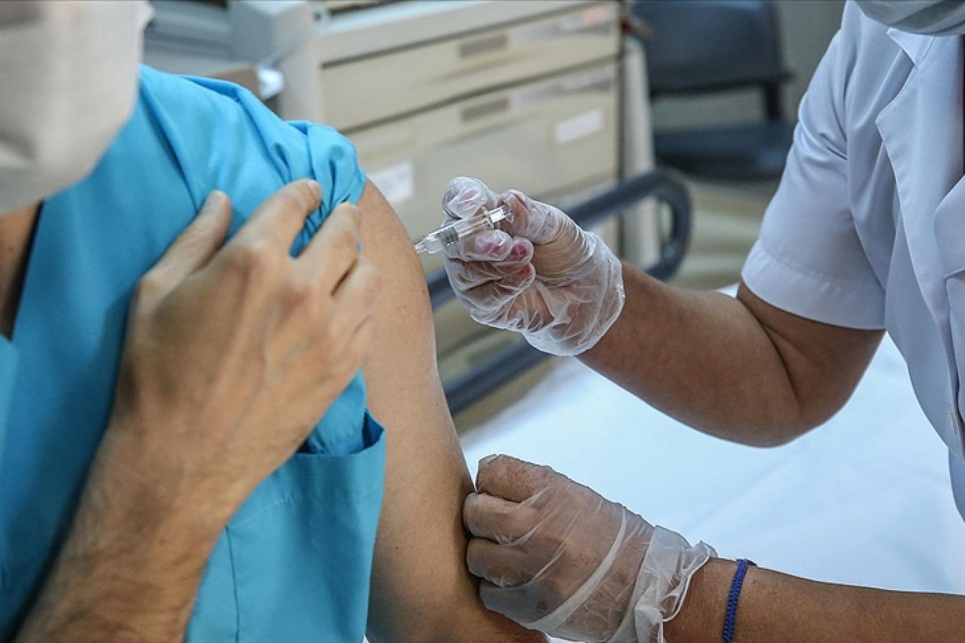 Bilim Kurulu Üyesi Özlü:  Varyantların ortaya çıkması olası durum