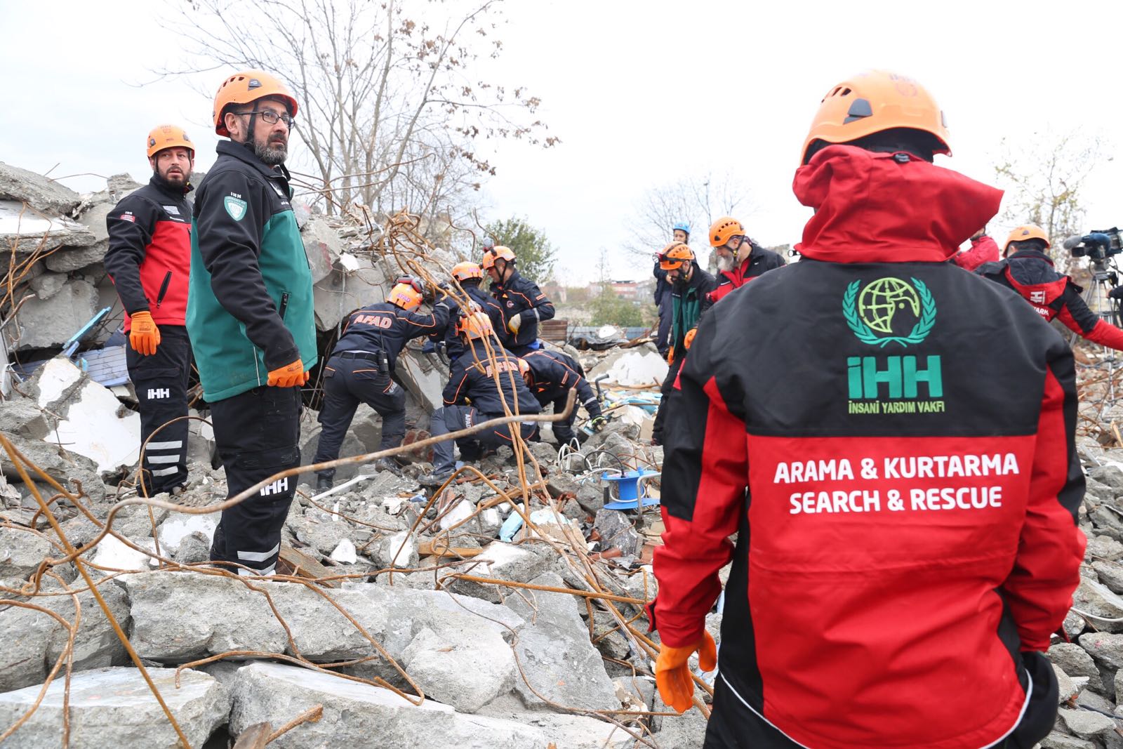 İHH dan depremzede çocuklar ile ilgili iddialara yalanlama