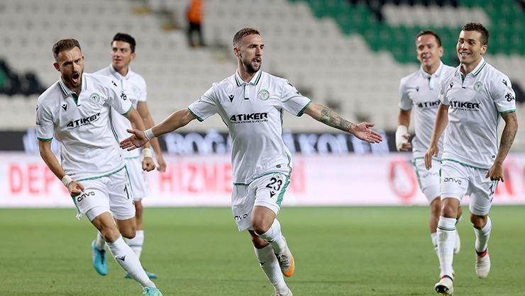 Konyaspor, Başakşehir i devirdi!