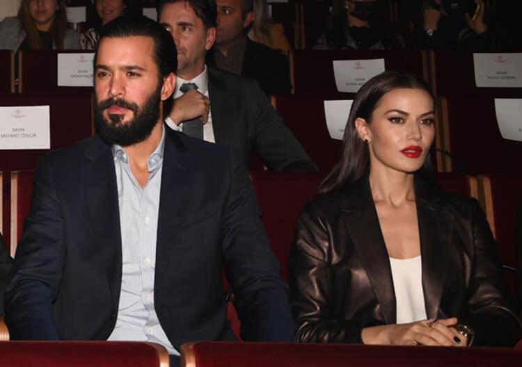 Fahriye Evcen ve Barış Arduç ödül törenine katıldı