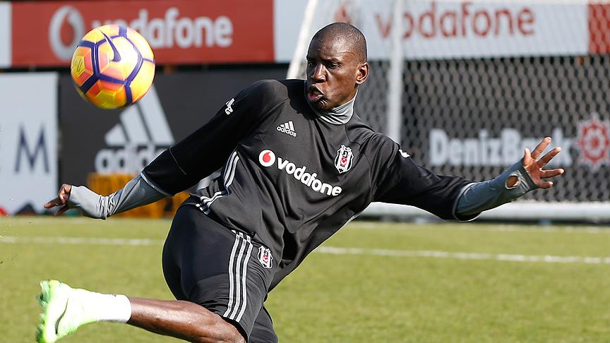 Demba Ba antremanda