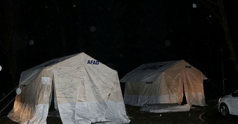 Kahramanmaraş’ta AFAD’ın çadır kentini su bastı