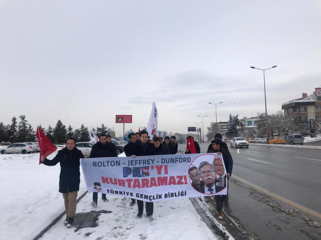 ABD li heyeti protesto eden gençlere gözaltı