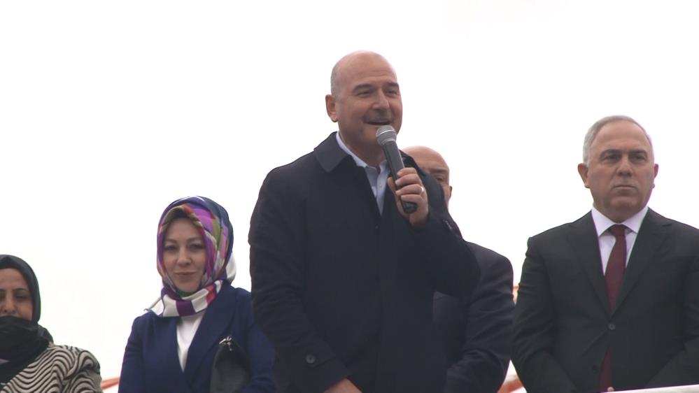 Bakan Soylu dan konuşması sırasında müzik açan CHP standına tepki